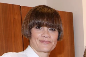 Η Άννα Μαρία Παπαχαραλάμπους στο σαλόνι της σε christmas mood