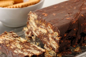 Coffee or tea time με το απόλυτο γλυκό | Δοκίμασε Carrot Cake χωρίς ζάχαρη και αυγά για να συνοδεύσεις το ρόφημά σου