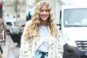 Από 2XS έως 4XL | Ανακαλύψαμε τα made in Greece τζιν παντελόνια που αγκαλιάζουν όλες τις σιλουέτες