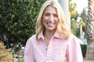 Μαρίνα Σάττι | Η εκκεντρική αλλά και girly αλλαγή στα μαλλιά της κλείνει το μάτι στα looks της Gwen Stefani από τα ‘90s