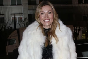 Χωρίς ίχνος μακιγιάζ | Η Μαριέττα Χρουσαλά ποζάρει με το μπικίνι, πριν από την πρωινή της βουτιά - εικόνα 3