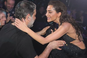 Η Δέσποινα Βανδή και ο Βασίλη Μπισμπίκης αναζητούν οικόπεδο στην Κρήτη για να γίνει το ησυχαστήριό τους