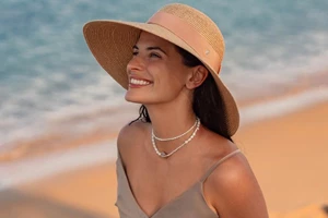 Η Χριστίνα Μπόμπα φόρεσε το πιο κολακευτικό τζιν σορτς για το καλοκαίρι