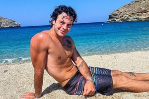 Ο Άγγελος Λάτσιος έχει το πιο γραμμωμένο σώμα | Η φωτογραφία που δημοσίευσε από το γυμναστήριο - εικόνα 2