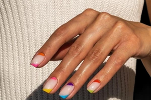 Rose Water Nails | Το μανικιούρ που πρέπει οπωσδήποτε να δοκιμάσεις φέτος το καλοκαίρι