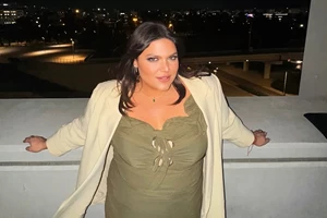 "Κλείνει ένας κύκλος" | Το κρυφό μήνυμα πίσω από την εμφάνιση της Δανάης Μπάρκα στην τελευταία εκπομπή στο Mega - εικόνα 3