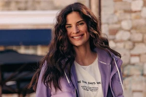 Η Χριστίνα Μπόμπα ξεκίνησε pole dancing | Η φωτογραφία από το μάθημα