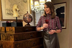 Νυχτοπερπατήματα για τη Τατιάνα Στεφανίδου και τον Νίκο Ευαγγελάτο