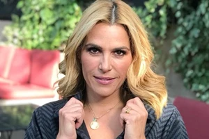 Η Άννα Βίσση με το πανύψηλο βαφτιστήρι της | Ποιος είναι;