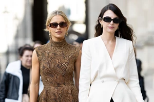 Η Τζένη Μελιτά με τη θηλυκή πουά μπλούζα από τη Mango που θα ανανεώσει το στιλ σου - εικόνα 2