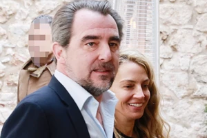 Χρυσή Βαρδινογιάννη | Το outfit που επέλεξε στο pre-wedding dinner party σε εστιατόριο στο Κουκάκι