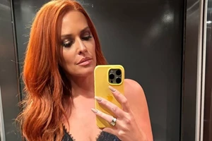 Σίσσυ Χρηστίδου | Άνοιξε το πανέμορφα στολισμένο σαλόνι του σπιτιού της στα Βριλήσσια - εικόνα 3