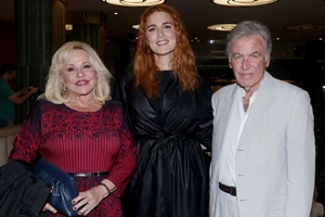 Εβελίνα in Paris | Η Εβελίνα Νικόλιζα είναι στο Παρίσι και εμείς θέλουμε να κλείσουμε εισιτήρια άμεσα - εικόνα 3