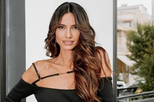 Αθηνά Οικονομάκου | Το πανύψηλο δέντρο της και η "γλυκιά" κορυφή του