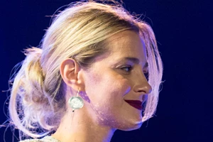 Εσύ τι θέση πήρες σε "διαγωνισμό κρατήματος αναπνοής"; Το άκομψο σχόλιο στη Μποφίλιου που προκάλεσε αντιδράσεις - εικόνα 3