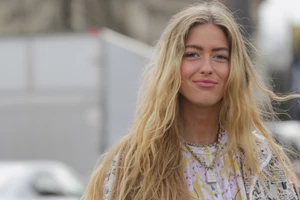 Scalp-focused beauty | Η τεχνική που θα σου χαρίσει τα μαλλιά που ονειρεύεσαι