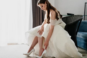 Ξέχνα το κλασικό τζιν | Η Νάνσυ Ζαμπέτογλου φόρεσε το ιδανικό παντελόνι από τη Zara για αυτή την εποχή - εικόνα 4