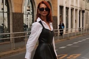 Η Σταματίνα Τσιμτσιλή φόρεσε το ιδανικό τζιν με στρας από τη Zara για βραδινές εμφανίσεις - εικόνα 2