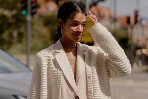 8 dressy tops και κορμάκια για τα λαμπερά πάρτι του φθινοπώρου - εικόνα 2