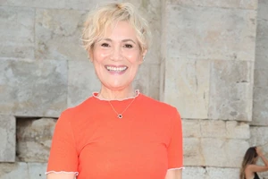 Η Ευγενία Σαμαρά με crop top και τους απόλυτους κοιλιακούς