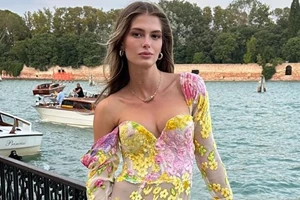 Η Αμαλία Κωστοπούλου σε τρυφερές στιγμές με τον σύντροφό της στο Μεξικό