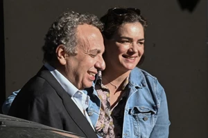 Γωγώ Μπρέμπου & Χρήστος Χωμενίδης | Μαζί σε θεατρική βραδιά - εικόνα 4