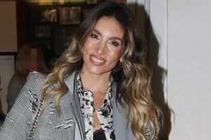 Αθηνά Οικονομάκου | Ξεκίνησε τις ετοιμασίες του γάμου; Το video μέσα σε πολυτελή boutique νυφικών - εικόνα 2