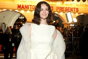 Selena Gomez | Το Old Hollywood look της στα SAG Awards ήταν η πιο κομψή red carpet εμφάνιση του θεσμού