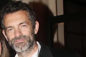 Αθηνά Οικονομάκου | Με δάκρυα στα μάτια αποχαιρετά το "πρώτο της παιδί"