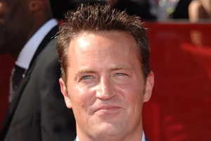 Matthew Perry | Η μητέρα του λέει πως τις τελευταίες μέρες ο Matthew της είχε δώσει ένα προμήνυμα για τον θάνατο του