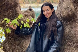 Η cool απάντηση της Νικολέττας Ράλλη σε follower που τη ρώτησε για τα κιλά της - εικόνα 2