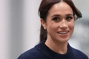 Οι πιο cool γονείς | Η εγκυμονούσα Meghan Markle χορεύει twerk μαζί με τον πρίγκιπα Harry