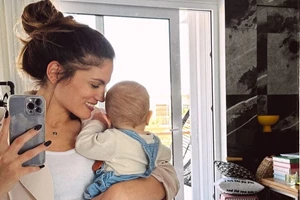 Η Μαίρη Συνατσάκη μας δείχνει ... την ψυχική της κατάσταση και ταυτιστήκαμε πλήρως