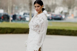 5 ανάλαφρα looks για να αντιμετωπίσεις με στιλ τη ζέστη του καλοκαιριού - εικόνα 2