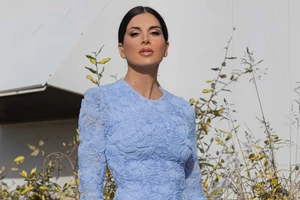 Η Σταματίνα Τσιμτσιλή με το σακάκι από τη Zara που χρειάζεσαι για την άνοιξη