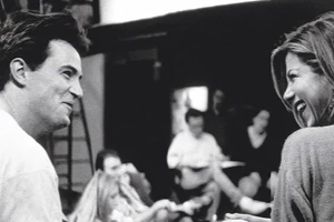 Η Lisa Kudrow αποχαιρετάει τον Matthew Perry: "Σ' ευχαριστώ για τα καλύτερα 10 χρόνια που μπορεί να έχει κάποιος"