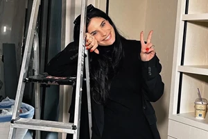 Χριστίνα Μπόμπα | Οι δίδυμες ετοιμάζονται για ταξίδι! Δείτε τι έβαλαν στις βαλίτσες τους