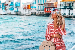 20 άκρως καλοκαιρινά outfits για να υποδεχτείς τον Αύγουστο όπως του αξίζει