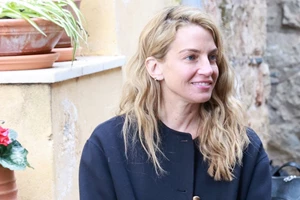 Αλεξία Ντε Γκρες | Η τάση που υιοθέτησε στο pre-wedding dinner του Νικόλαου Ντε Γκρες και της Χρυσής Βαρδινογιάννη - εικόνα 3