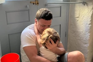 Αμαλία Κωστοπούλου | Σε ακριβό εστιατόριο στο Παρίσι μαζί με τον σύζυγό της - εικόνα 5