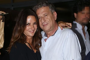 Η "Καίτη Κολεσίδου" συναντά τη "Σμαρούλα Κολιάτσου" 23 χρόνια μετά τους "Στάβλους της Εριέττας Ζαϊμη"