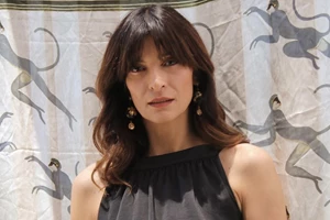 Σαν δίδυμες! Η Κωνσταντίνα Μιχαήλ μας συστήνει την αδερφή της