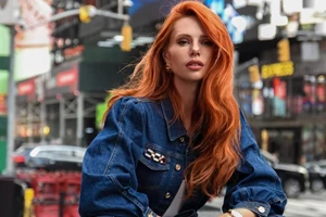 Πέντε looks της Ελένης Μενεγάκη που αξίζει να αντιγράψεις στις πασχαλινές εξόδους σου