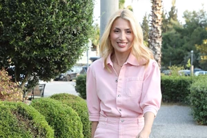 Χριστίνα Μπόμπα | Το μυστικό της για ξεκούραστο βλέμμα