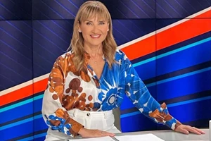 Μάρα Ζαχαρέα | Με outfit στο χρώμα της μόκας στο Ηρώδειο - εικόνα 2