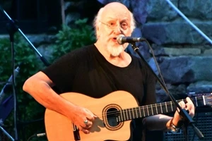 Κωστής Μαραβέγιας | "Mε κάλεσε ο Πάνος να μου πει πως έφυγε. Ήθελα να κλάψω"