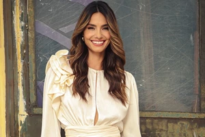 Αυτά τα δερμάτινα πέδιλα με ξεκούραστη πλατφόρμα κοστίζουν 35.99 € και θα γίνουν τα αγαπημένα σου - εικόνα 2