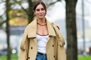 Θέλεις να μοιάζεις με Γαλλίδα fashionista; | Τα 5 κομμάτια που χρειάζεσαι στη συλλογή σου