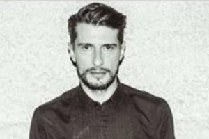 "Τα λόγια είναι περιττά" | Η Έλενα Παπαρίζου αποχαιρετά τον ξάδερφο της που έφυγε από τη ζωή