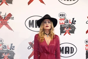 Μαίρη Συνατσάκη | Με την Ολίβια σε επαγγελματικές υποχρεώσεις - Η φωτογραφία αγκαλιά με την μικρή